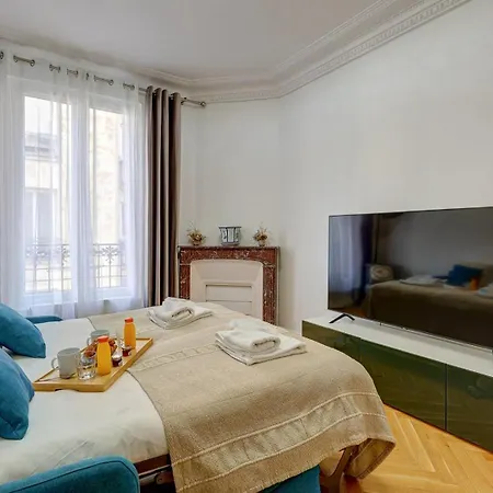 708 Mericourt - Superbe A Paris